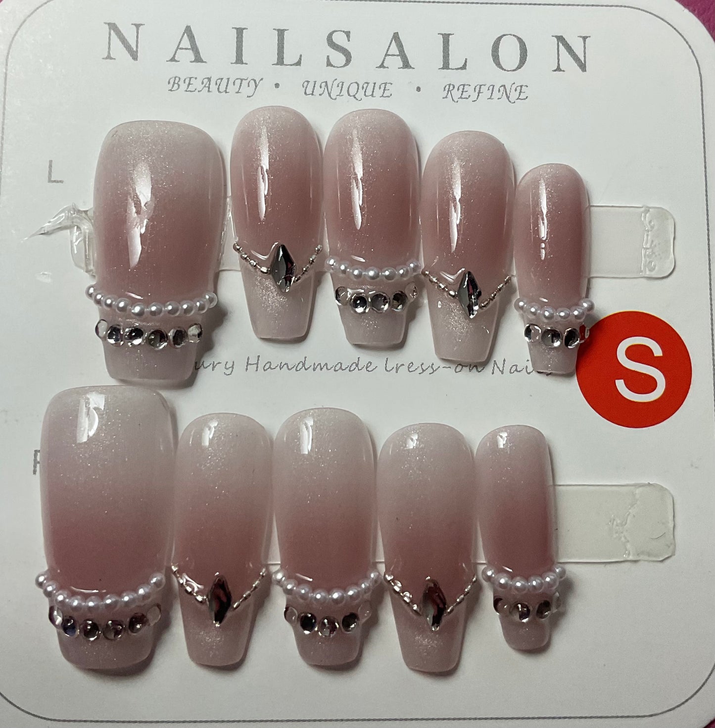 Elegant Pearl & Crystal Press On Nails