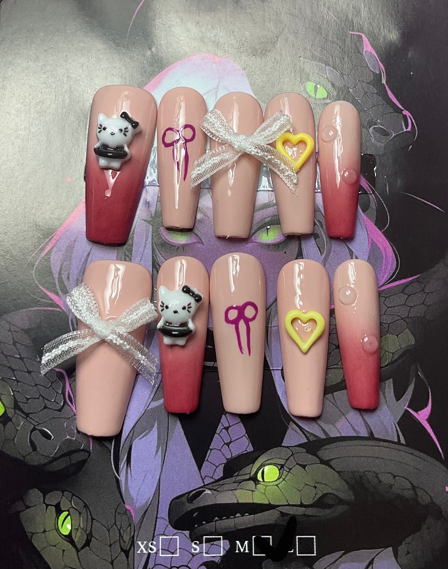 Sweetheart Hello Kitty Press On Nails