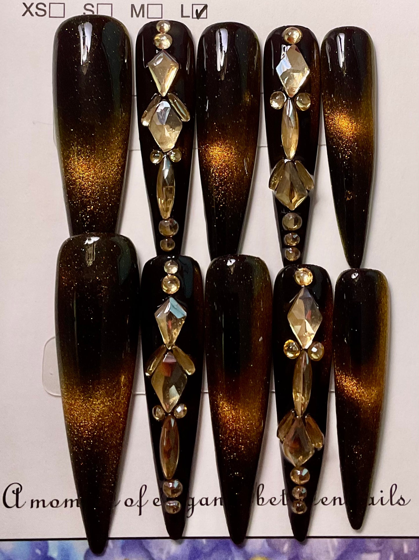 Stunning Gold Glimmer Press On Nails