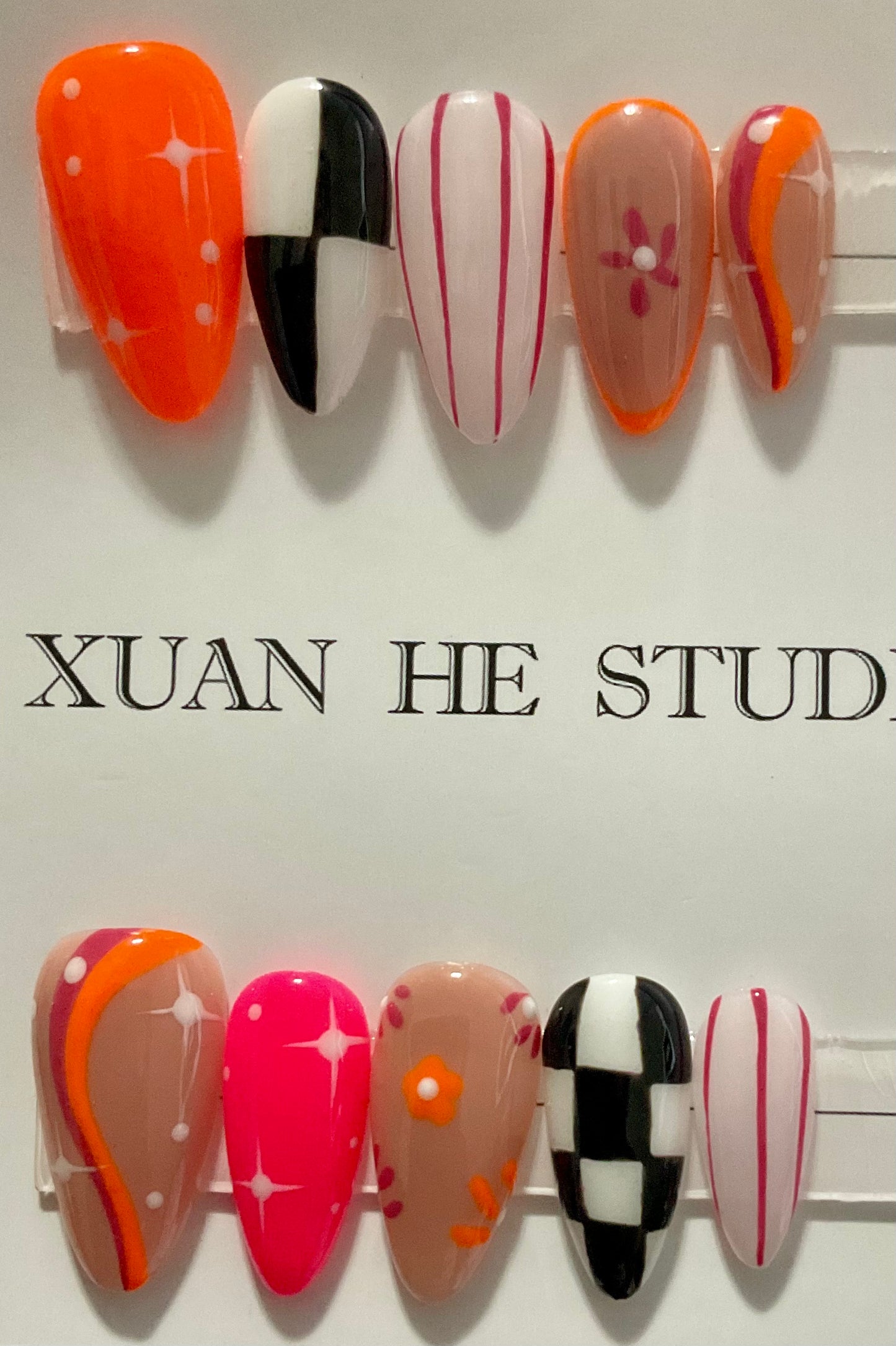 Retro Geometric Press On Nails