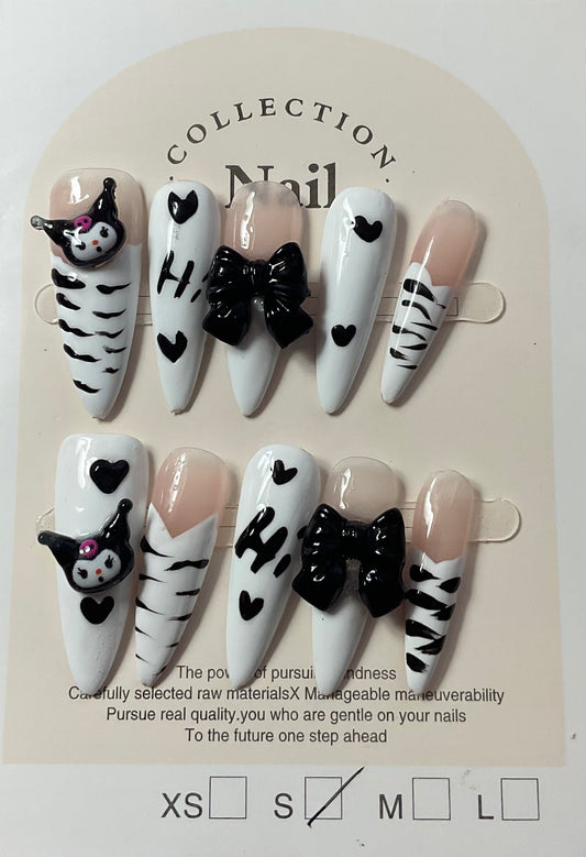Black & White KUKU Press On Nails