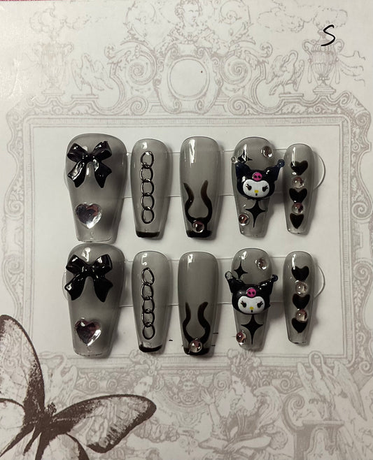 Black KUKU Press On Nails