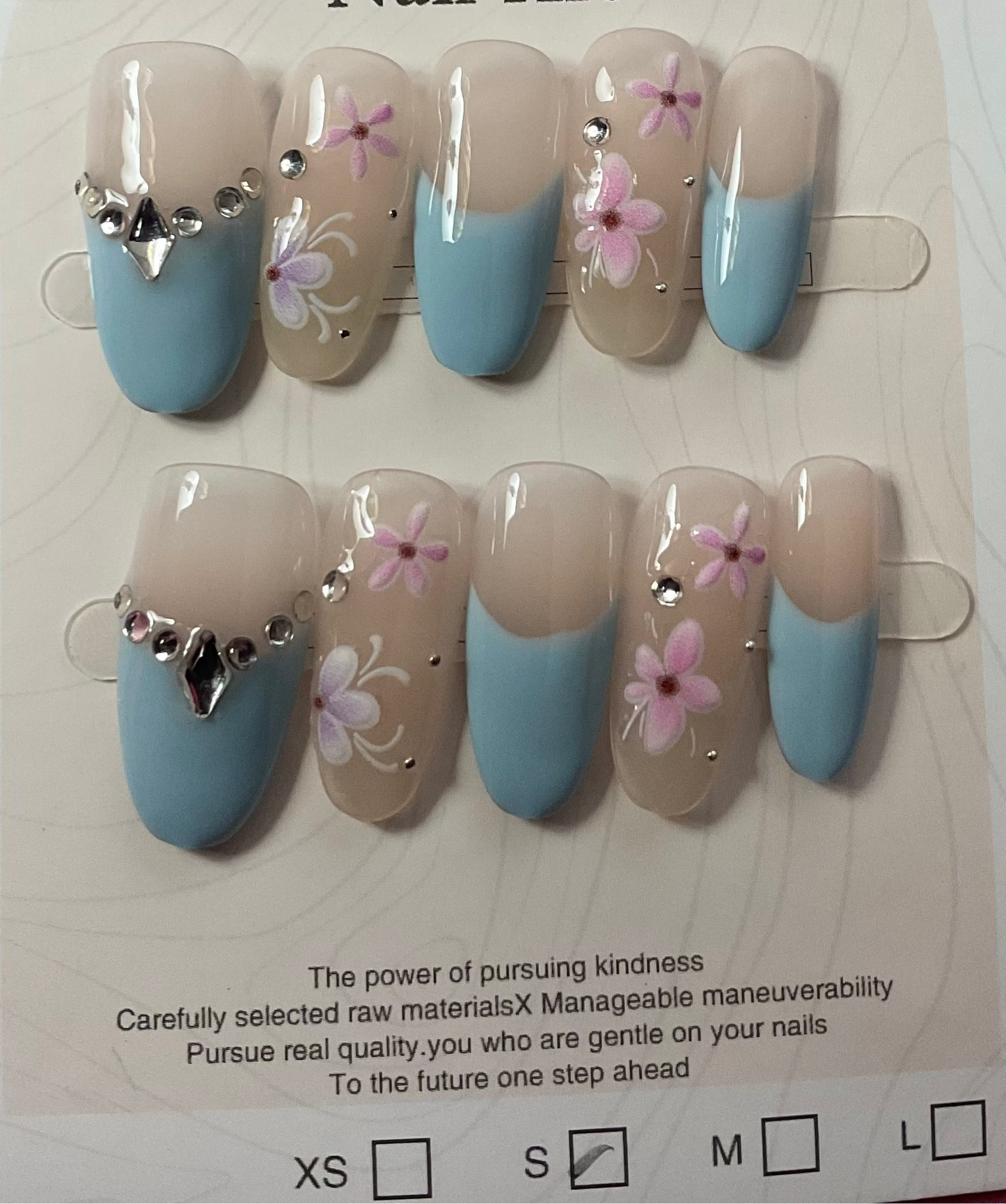 Elegant Blue & Floral Press On Nails