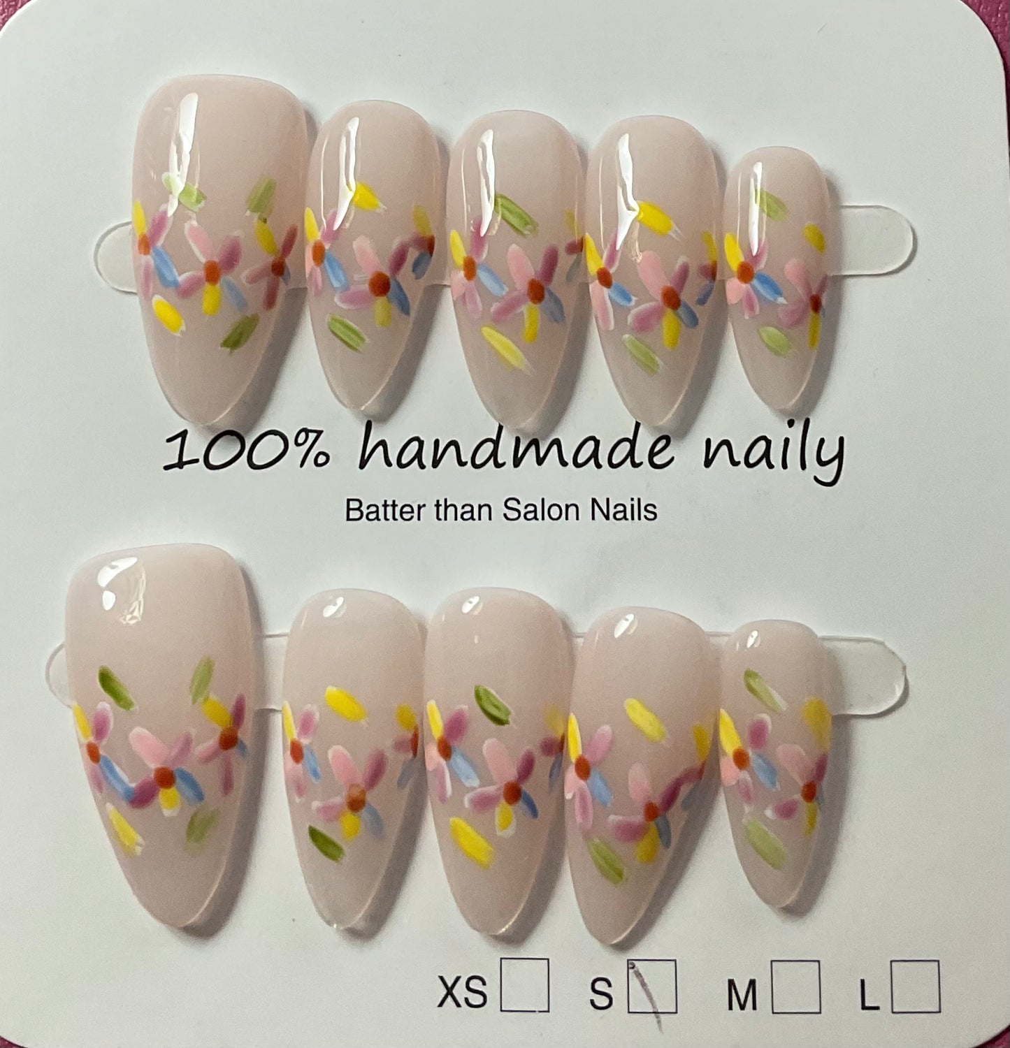 Dainty Floral Press On Nails
