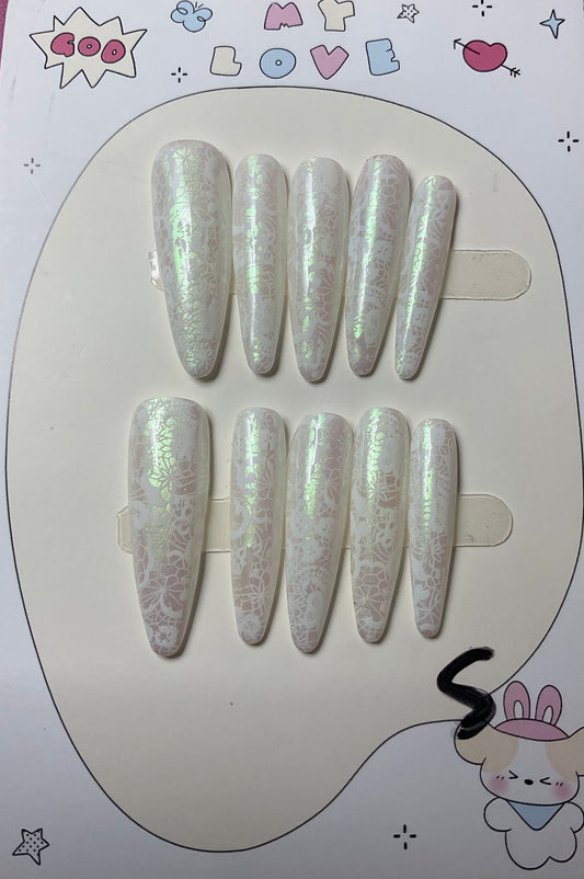 Pearlescent Fantasy Press On Nails