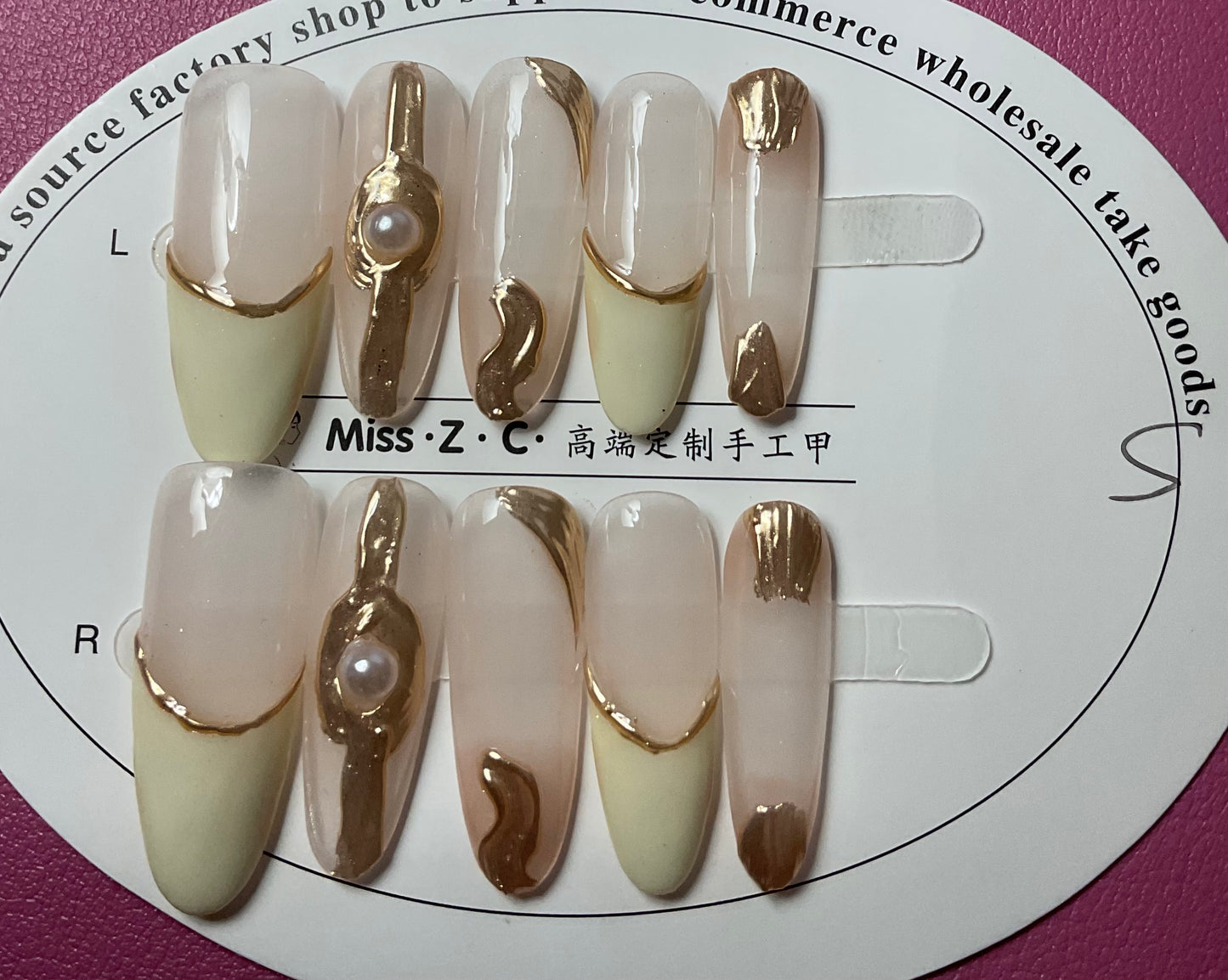 Golden Elegance Press On Nails