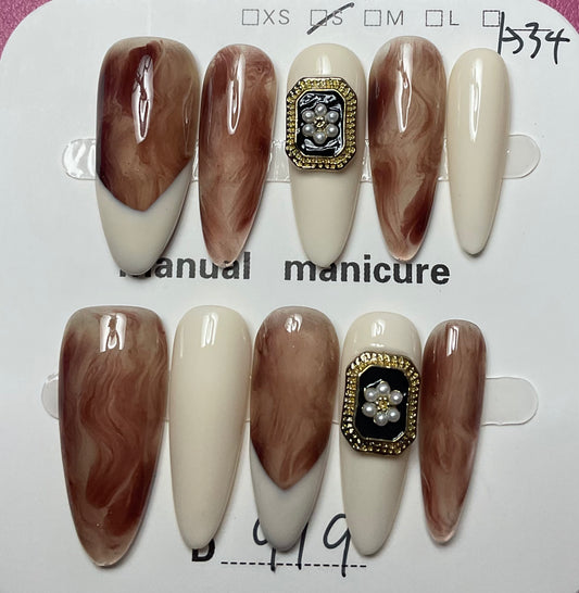 Caramel Swirl Chic Press On Nails