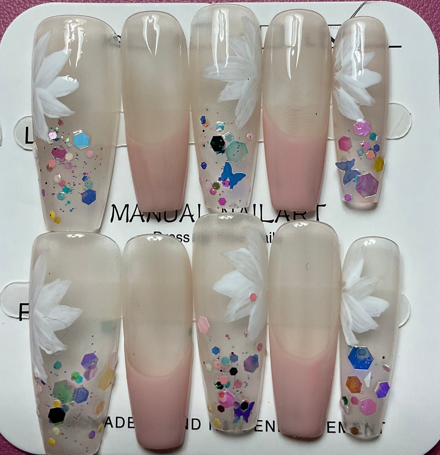 Dreamy Daisy Press On Nails