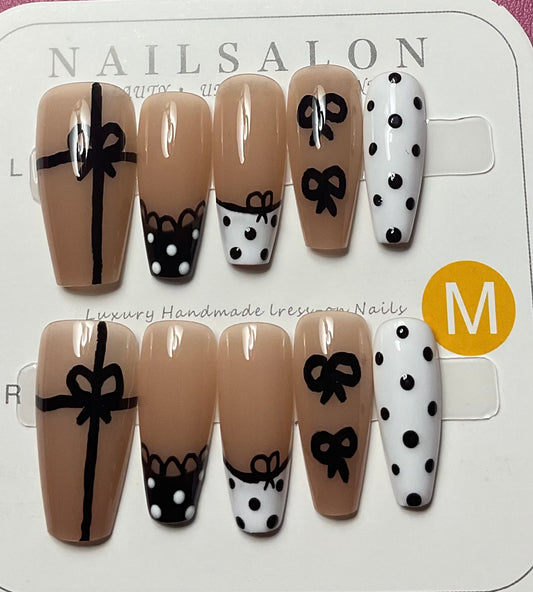 Glamorous Bowknot & Polka Dot