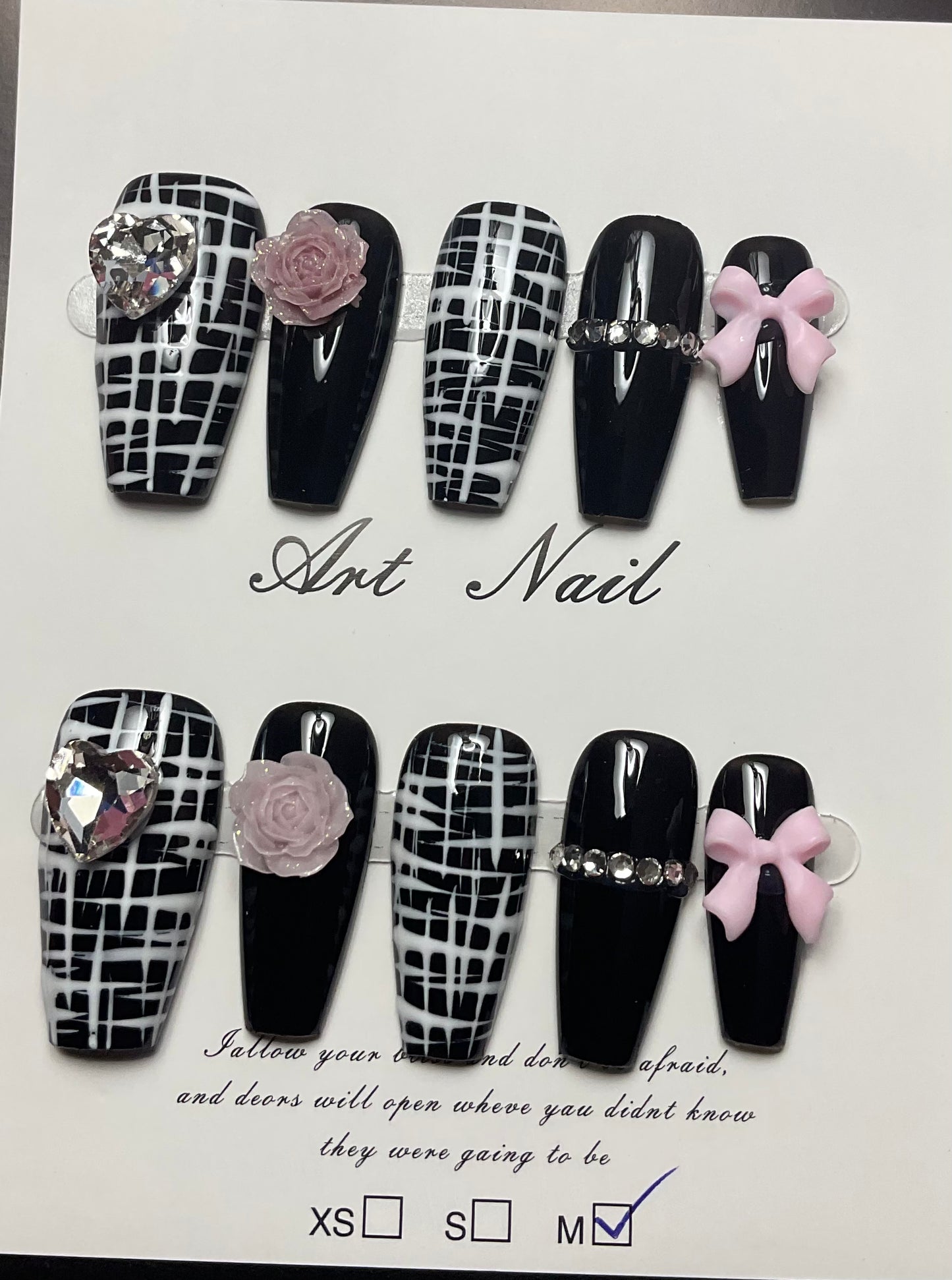 Elegant Black & Plaid Press On Nails