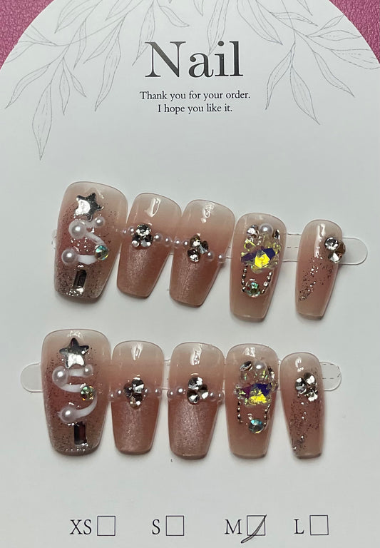 Opulent Pearl & Crystals Press On Nails