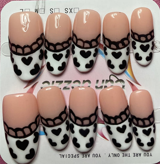 Chic Heart Press On Nails