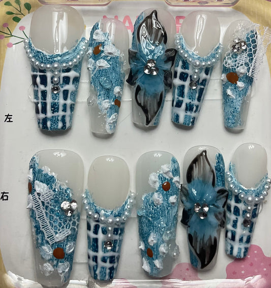 Winter Garden Press On Nails
