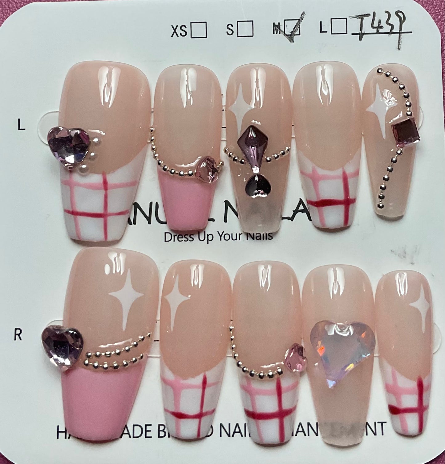Chic Plaid & Heart Press On Nails