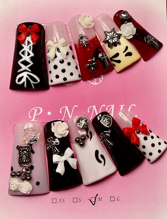Victorian Charm Press On Duck Nails