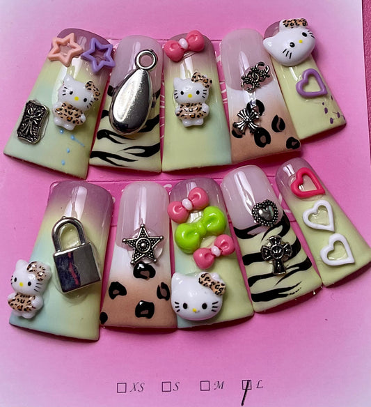 Green Hello Kitty Press On Nails