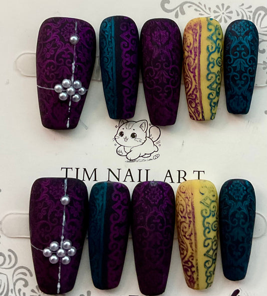 Baroque Midnight Luxe Press On Nails