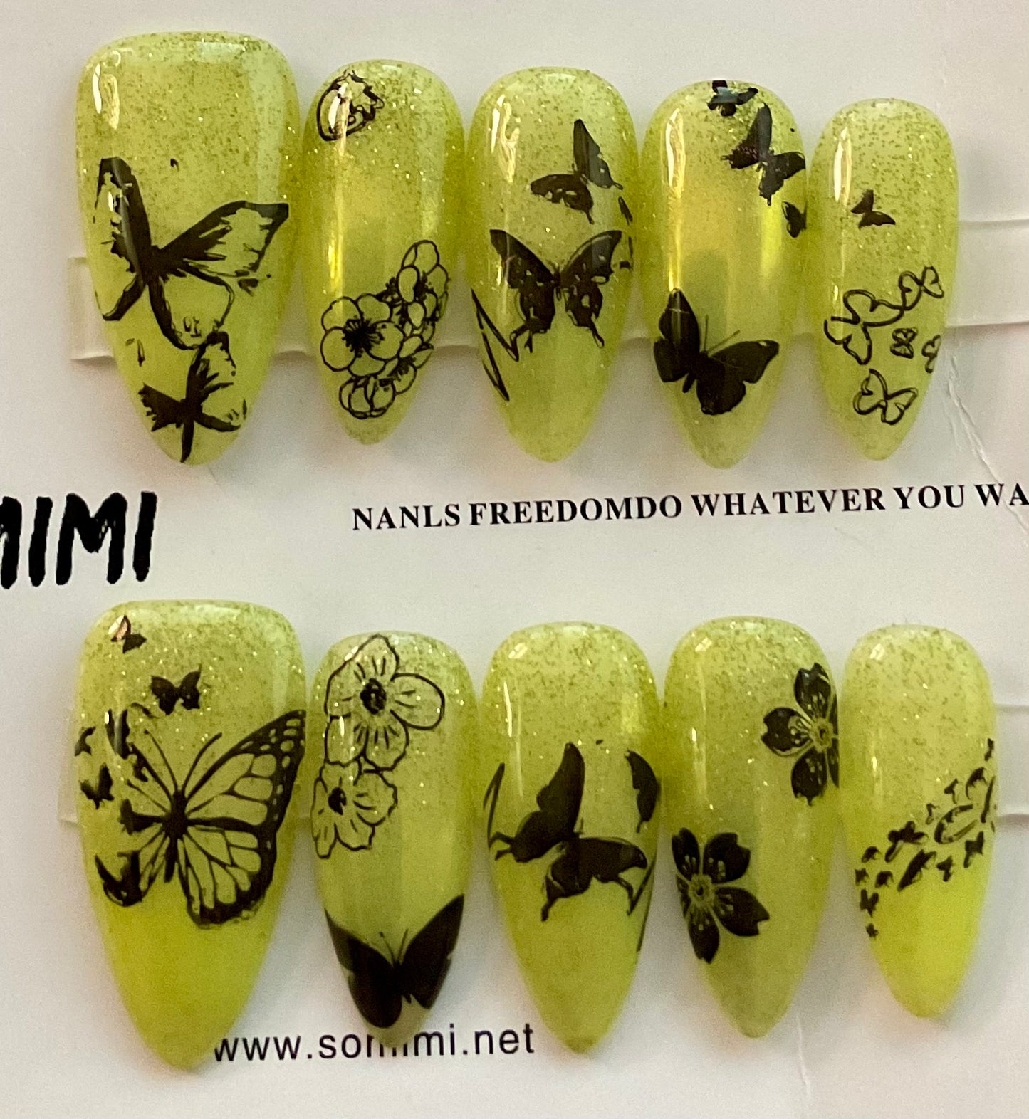 Lime Blossom Press On Nails