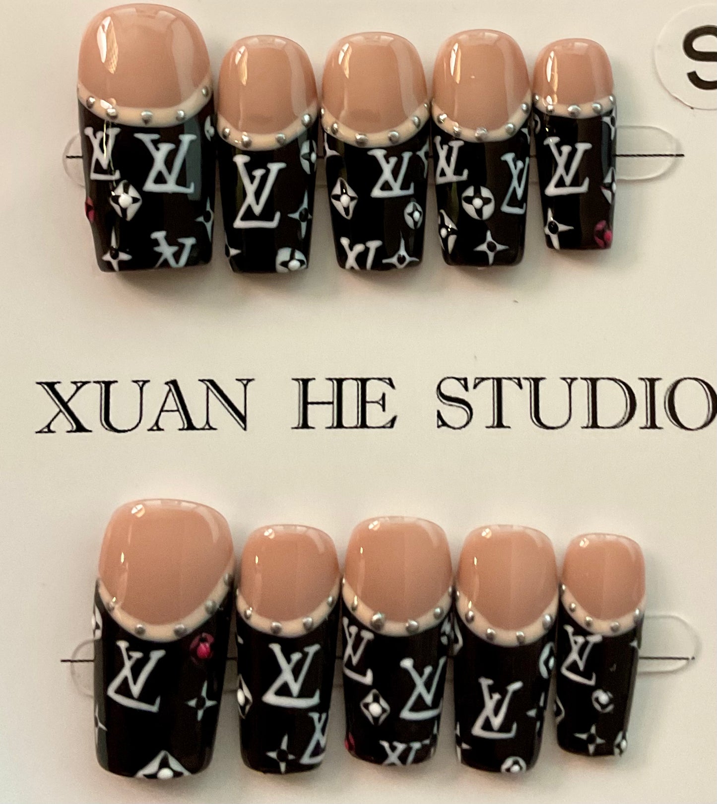LV Press On Nails