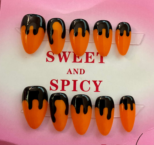 Spooky Drizzle Press On Nails