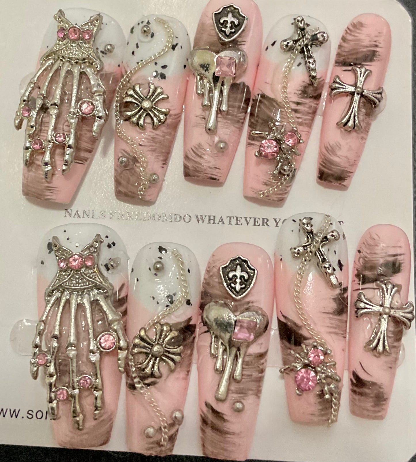 Gothic Royalty Press On Nails
