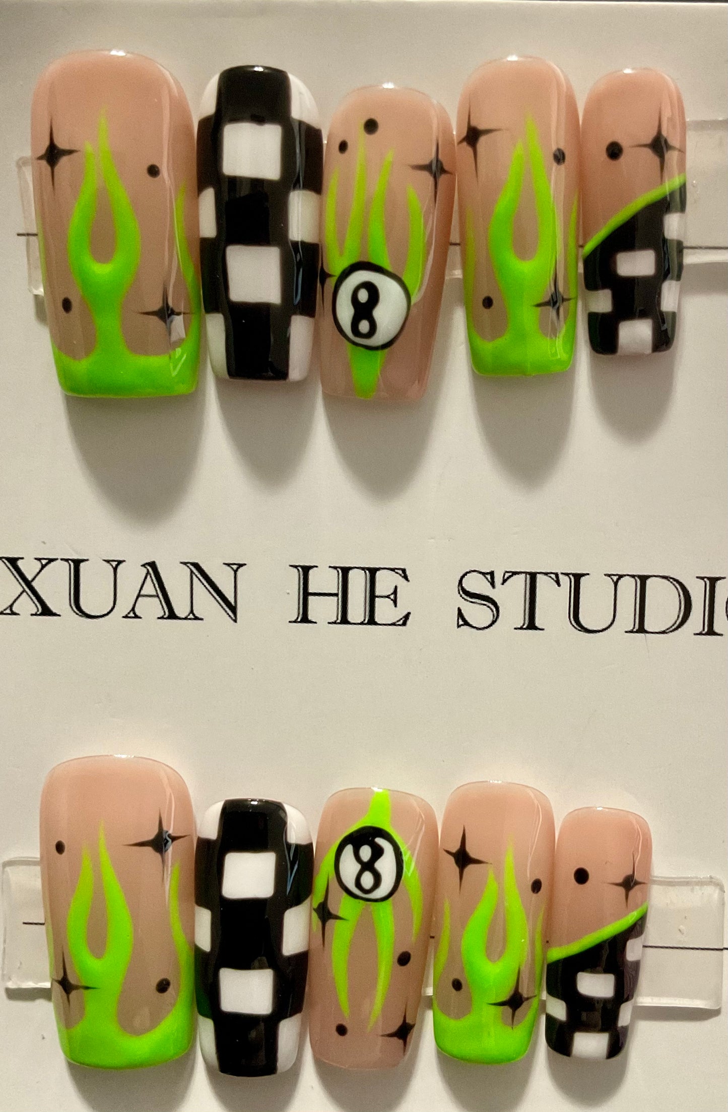 8-Ball Retro Game Night Press On Nails
