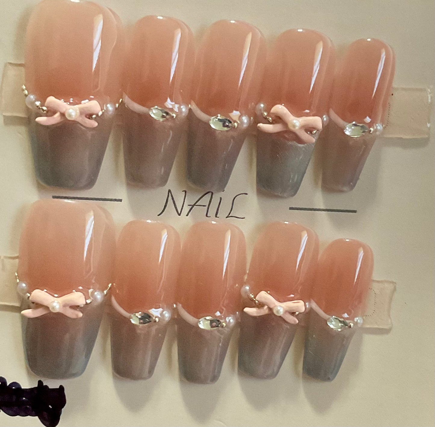 Soft Pink Bow Press On Nails