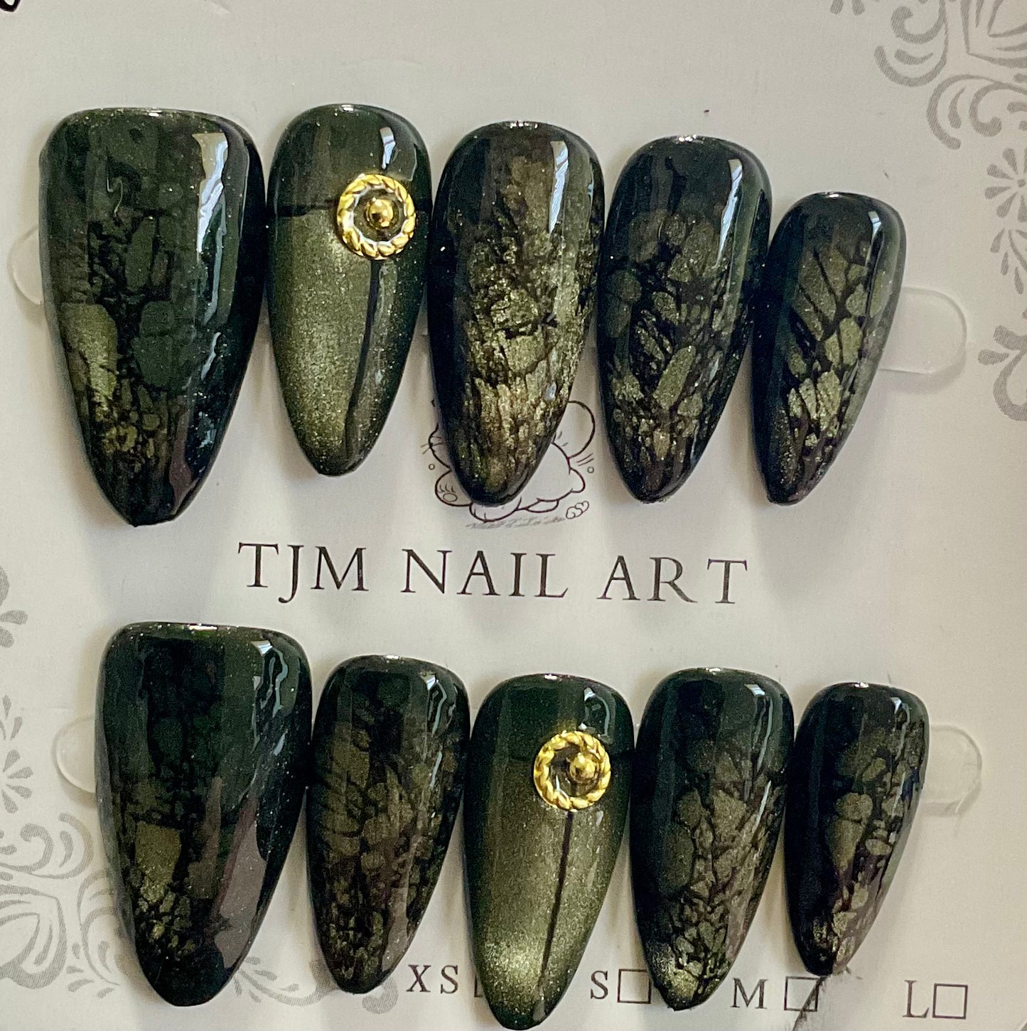 Gothic Web Press On Nails