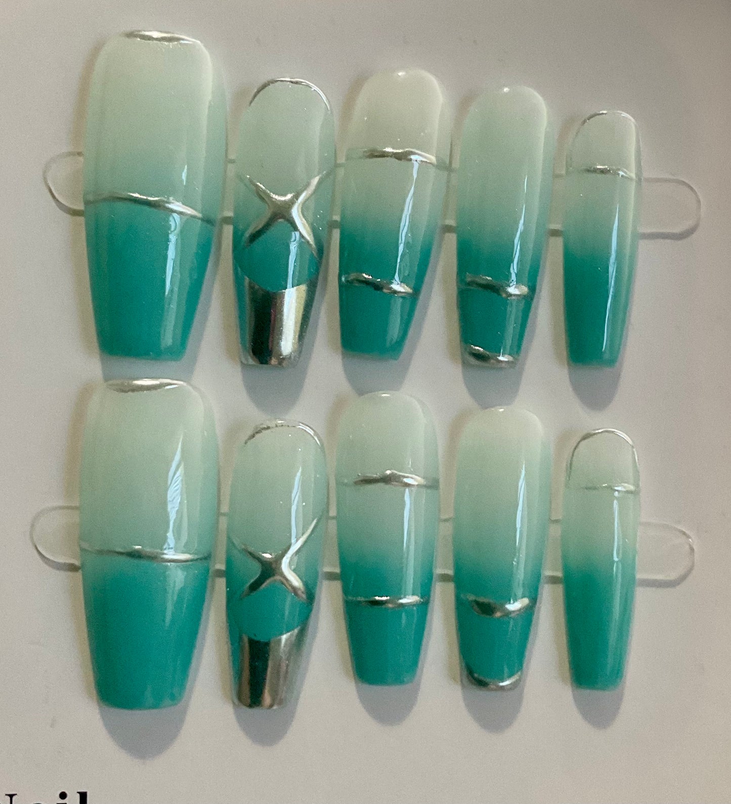 Gradient Blue Sliver Press On Nails